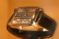 第132回：「2004バーゼル＆SIHH時計通信」（その2）「モナコV4」作者もクルマバカだった!?の画像