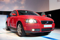 
	【写真上】「V50」
	【写真下】「S40」
	 