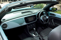 VW、「ザ・ビートル カブリオレ」を発売の画像