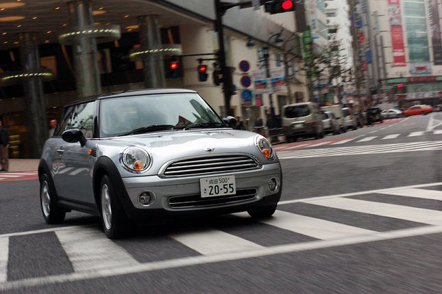 【スペック】全長×全幅×全高＝3700×1685×1430mm／ホイールベース＝2465mm／車重＝1170kg／駆動方式＝FF／1.6リッター直4DOHC16バルブ（120ps/6000rpm、16.3kgm/4250rpm）／価格＝264万円（テスト車＝274万1000円）