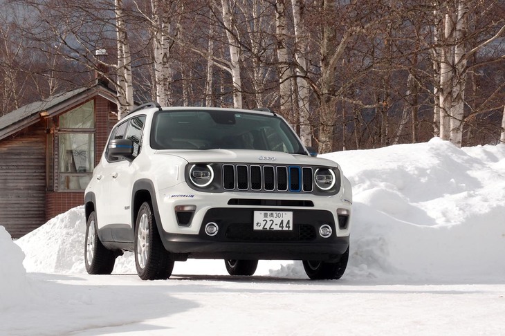 冬用タイヤ装着車も豊富に登録されているAnyca。居住地にかかわらず、安心してカーシェアリングができる。