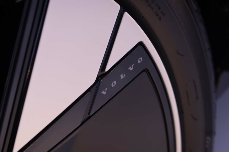 ボルボEX30ウルトラ シングルモーター エクステンデッドレンジ（フロントホイール）