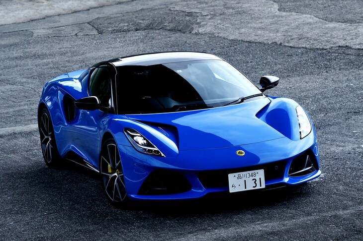新世代ロータスの第1弾としてデビューした「エミーラ」。今回の試乗車は3.5リッターV6エンジンを搭載した「V6ファーストエディション」。