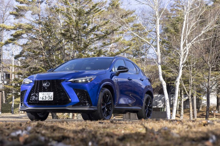 2021年10月に国内仕様が発表された2代目「レクサスNX」。プラグインハイブリッドの「NX450h＋“Fスポーツ”」とハイブリッドの「350h“バージョンL”」に試乗した。