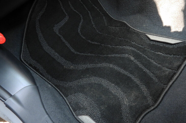 スバル・フォレスター プレミアムS：HEV EX（フロアマット）