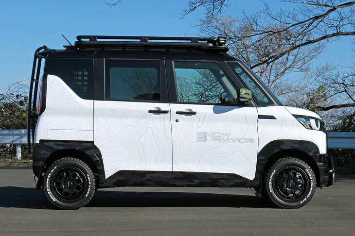 三菱デリカミニSNOW SURVIVOR（サイド）