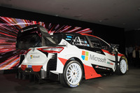 エンジンには380psを発生する1.6リッター直噴ターボを採用。トミ・マキネン氏は同車を「信頼性と速さを兼ね備えている」と評している。