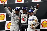【F1 2006】第13戦ハンガリーGP、大波乱のレースでバトン＆ホンダが悲願の優勝を飾る！