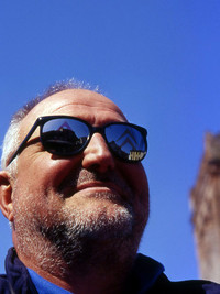 シトロエンファンの集会にて。よく見るとシトロエンの二重の山型歯車マーク「ドゥブル・シェブロン」が写り込んでいます。