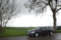 メルセデス・ベンツE300ブルーテック ハイブリッド（FR/7AT）【海外試乗記】の画像