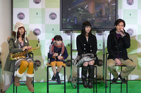 高嶋宏行さん（右）をはじめとするショートフィルムの出演者。フィルム内では「フィアット500 HAPPY!」にあわせた、“GLRが選ぶコーディネート”も紹介される。