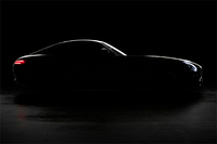 2014年秋に正式発表される予定の「メルセデスAMG GT」。
