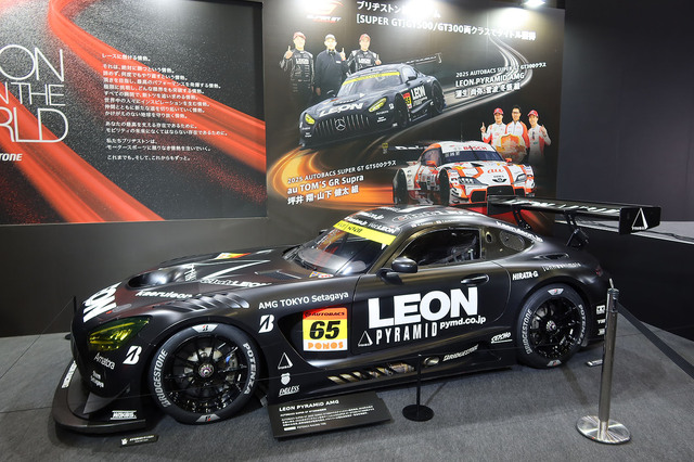 ブリヂストンは新タイヤ「ポテンザRE-71RZ」の魅力をアピール【東京