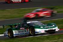 Z」、波乱のレースをワンツーで制す！【SUPER GT 07