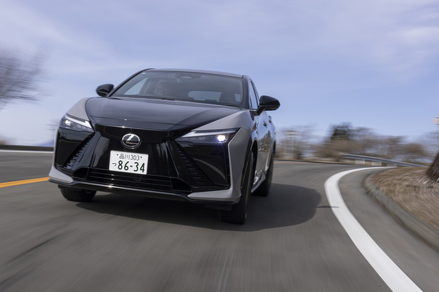 レクサスRZ550e“Fスポーツ”（4WD）【試乗記】