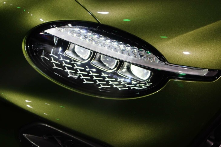 ベントレー・コンチネンタルGTCスピード（ヘッドランプ）