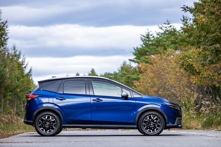 日産ノートAUTECHクロスオーバーFOUR