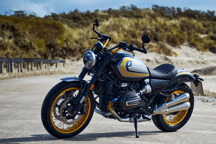 クルーザーモデルの「R12」。エンジンは95HP/6500rpmと、やや低回転寄りにチューニングされている。