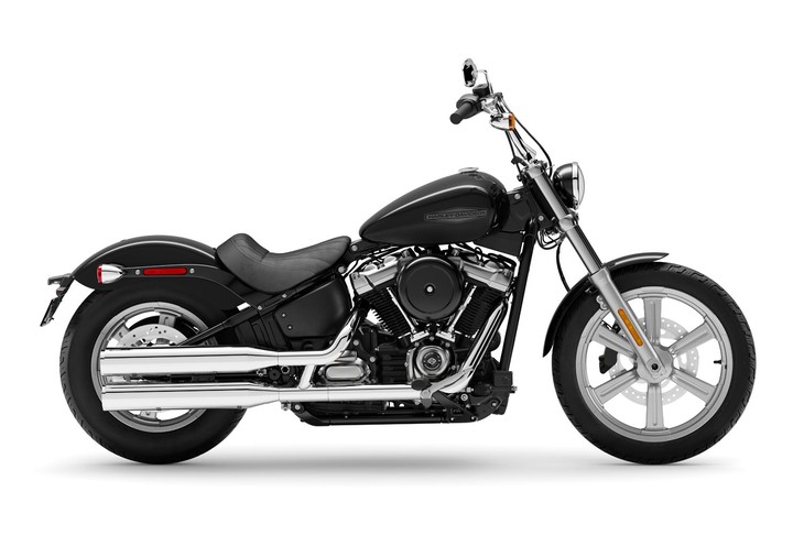 「ソフテイル スタンダード」は新たにキャストホイールを装着。