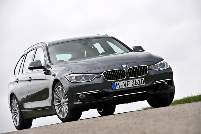 BMW 328iツーリング（FR/8AT）【海外試乗記】