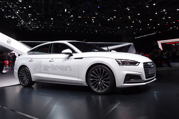アウディA5 g-tron