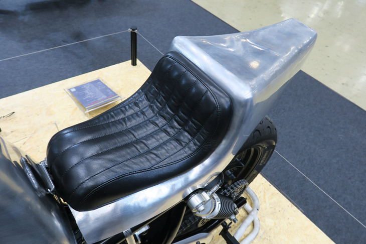 ロイヤルエンフィールド-改