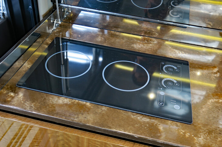 レクサスLY650（キッチン）