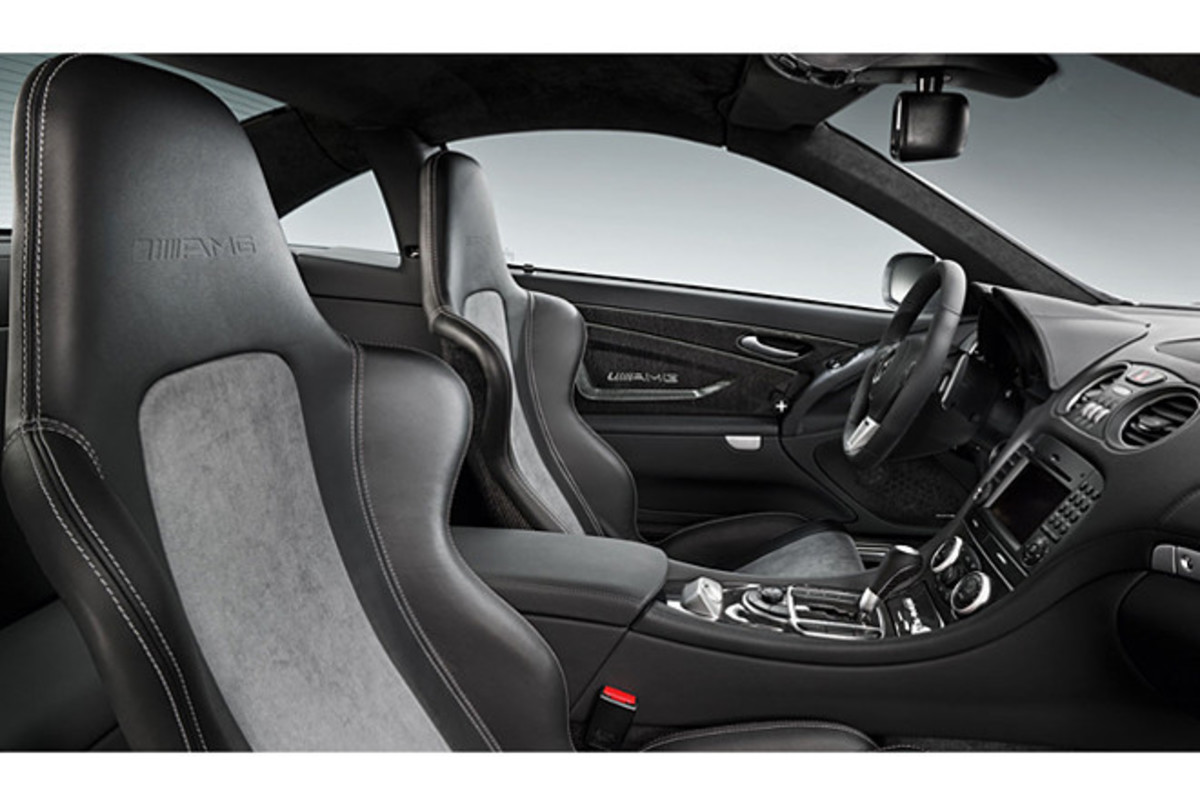 メルセデスのスペシャルモデル「SL65 AMGブラックシリーズ」が日本上陸