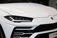 ランボルギーニ、高性能SUVの「ウルス」を日本初公開の画像