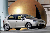 フォルクスワーゲン・ゴルフ 2.0FSI（6MT）【海外試乗記】