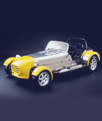 1996年に運輸省の型式認定を受けた「ミツオカ・ゼロワン」。晴れて国内10番目の自動車メーカーとして認められた。