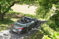 メルセデス・ベンツE400 4MATICカブリオレ スポーツ（4WD/9AT）【試乗記】の画像