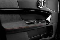 「MINIクロスオーバー」に「ジョンクーパーワークス」追加設定の画像