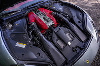 フロントにミドシップされる6.5リッターV12自然吸気エンジンは、「ティーポF140GA」と呼ばれるもの。最高出力800PS/8500rpm、最大トルク718N・m/7000rpmを発生。