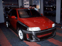 ドレスアップ&チューニングの130社が集合