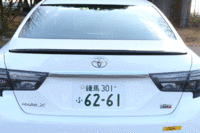 トランクルームは、後席を倒すことで、その容量を拡大することができる。（写真をクリックするとシートの倒れるさまが見られます）