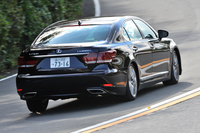 第24回「レクサスLS600hL“エグゼクティブパッケージ（4人乗り）”」の画像