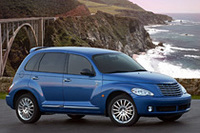 専用ボディカラーは「オーシャンブルー パールコート」（写真）と「ブラック クリアコート」の2色を設定。