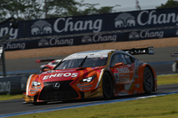 大嶋和也／国本雄資組のNo.6 ENEOS SUSTINA RC F。4位から順位を上げ、最終的に2位表彰台を獲得した。
    