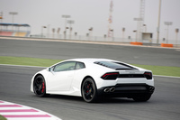 「LP580-2」は、5.2リッターV10エンジンを搭載した「ランボルギーニ・ウラカン」の2WDモデル。2015年11月に発表された。