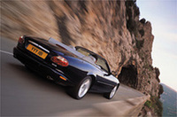 ジャガー、新型「XK」シリーズを発売の画像