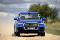 3リッターV6ディーゼルエンジンを搭載した「3.0 TDIクワトロ」。