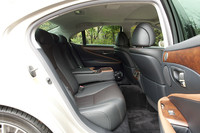 レクサスLS460 version SZ（FR/8AT）【試乗記】の画像