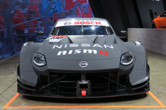 東京オートサロン2022（日産フェアレディZ その2） 内装・外装など28枚