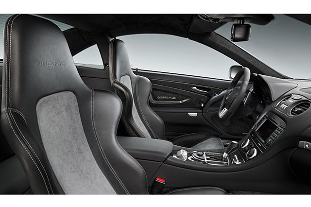 メルセデスのスペシャルモデル「SL65 AMGブラックシリーズ」が日本上陸