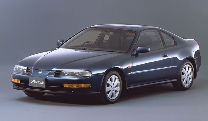 ホンダによれば「プレリュード コンセプト」はかつての「プレリュード」のリバイバルではないとのこと。そのうえで歴代モデルと見比べるなら、似ているのは、デートカーイメージのやや薄い4代目（写真）といえるだろう。