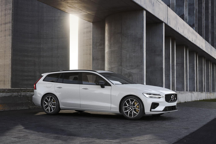ボルボV60リチャージ ポールスターエンジニアード