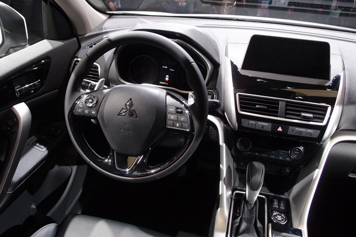 三菱エクリプス クロス