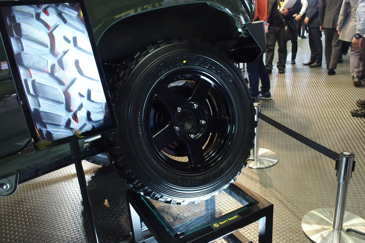 195R16Cサイズの「グラントレックMT2」。