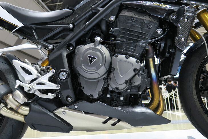 トライアンフ・スピードトリプル1200RR